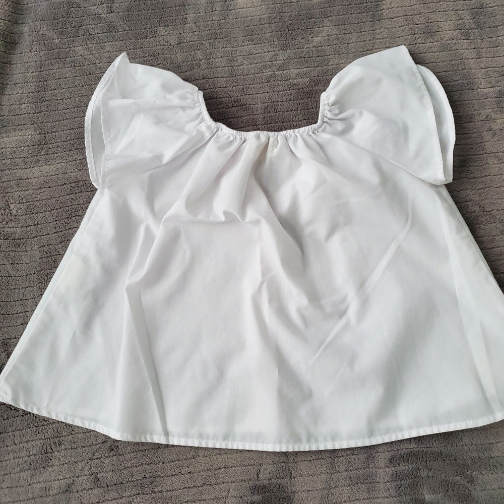 Zara Babygirl Flowy Sleeve Blouse - size 5